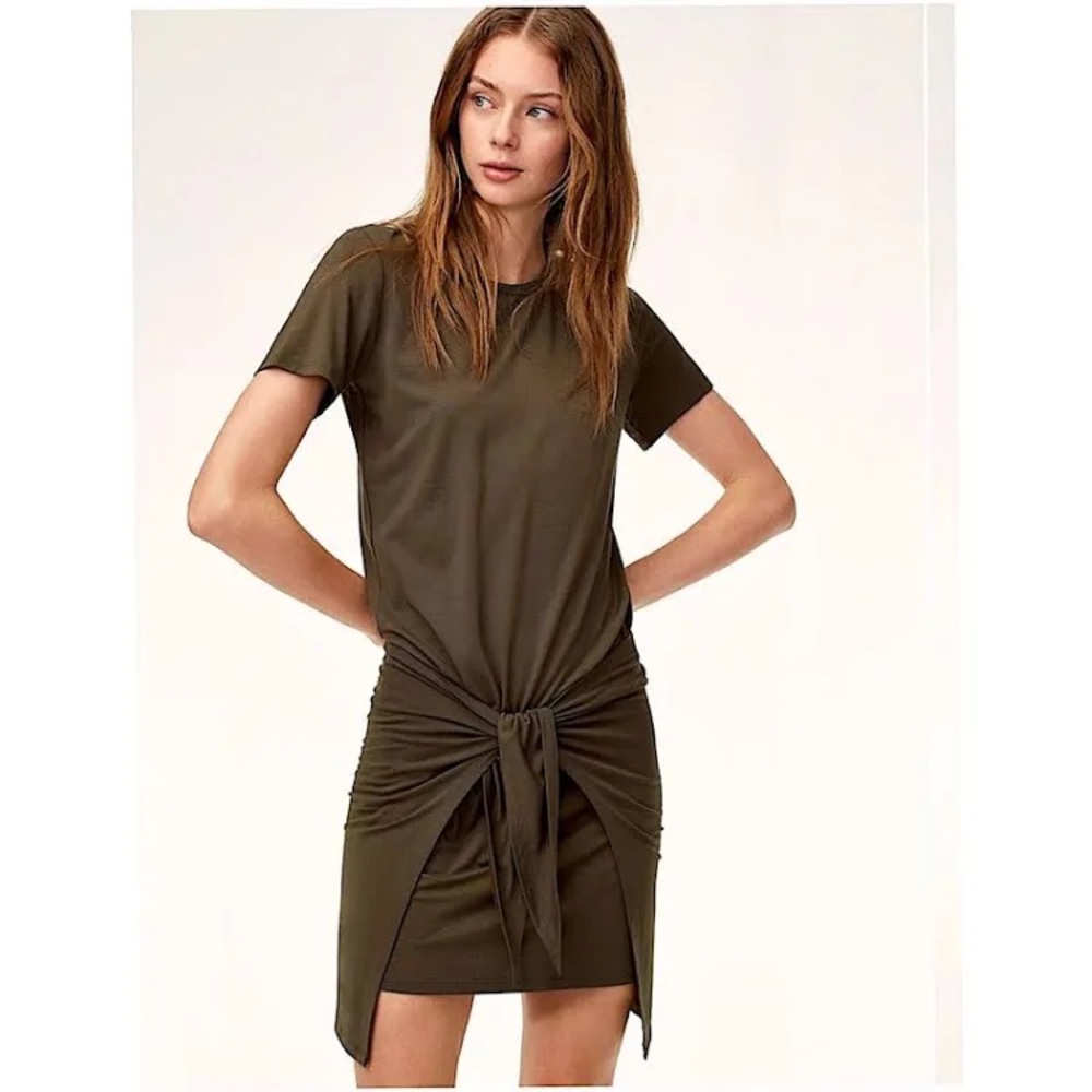 Aritzia Wilfred Free Bair new comfy casual summer vacation Dress Size S
